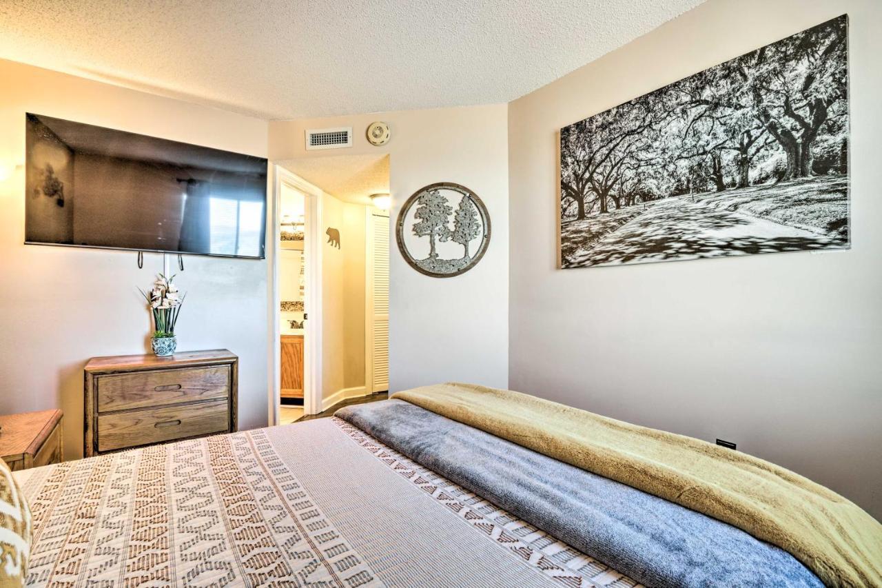Gatlinburg Condo With Pool, Hot Tub, And Mtn Views! Exterior photo